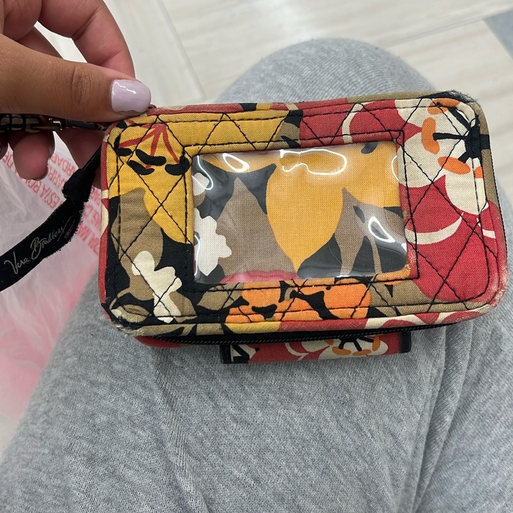 Vera Bradley Women’s wallet!